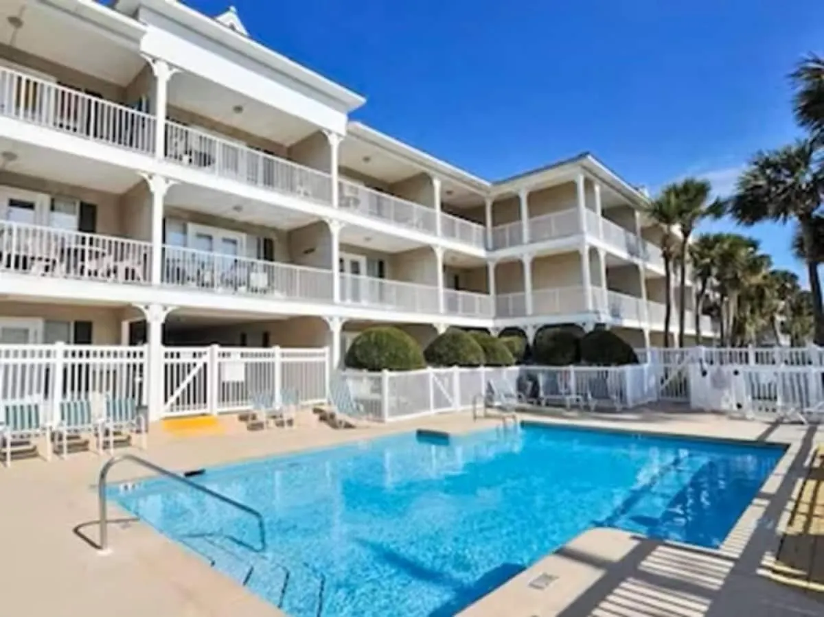 Holiday home Caribleu Getaway Beach View Hot Tub & Pool Destin