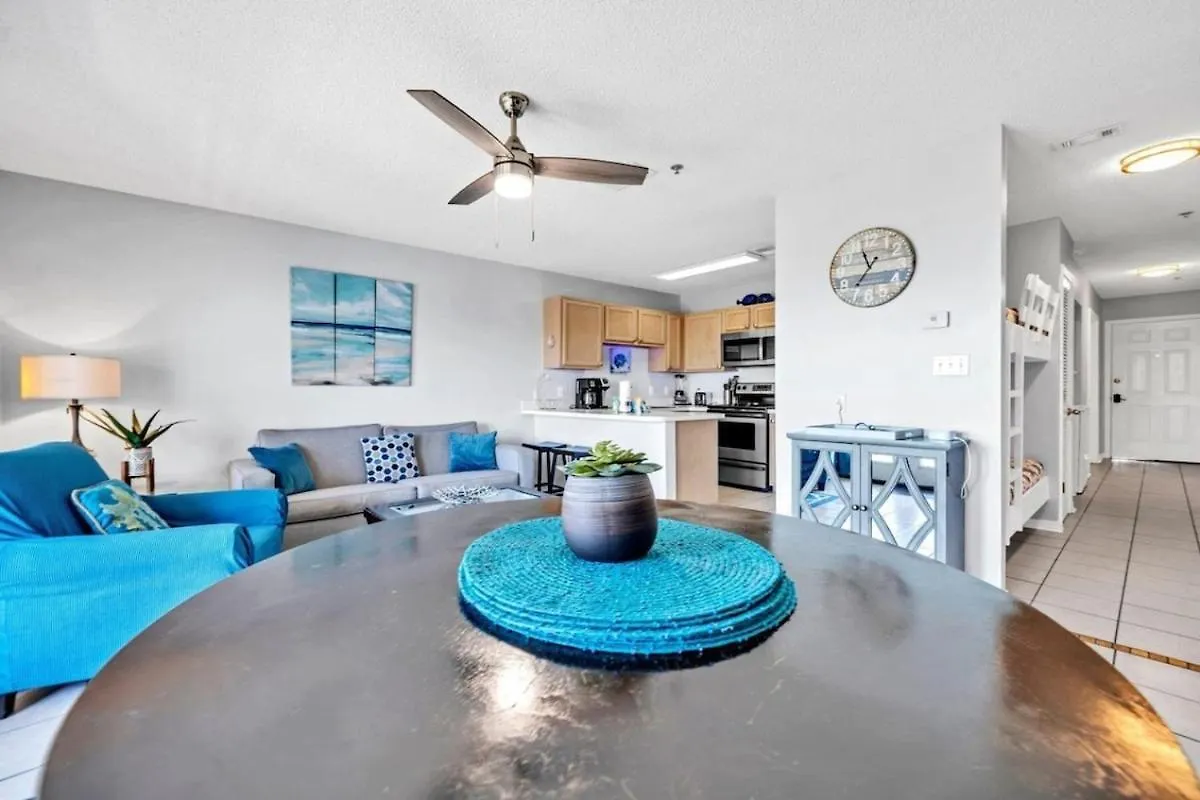 Caribleu Getaway Beach View Hot Tub & Pool Destin Holiday home